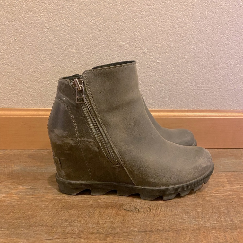 Sorel Joan of Arctic Wedge Zip Bootie